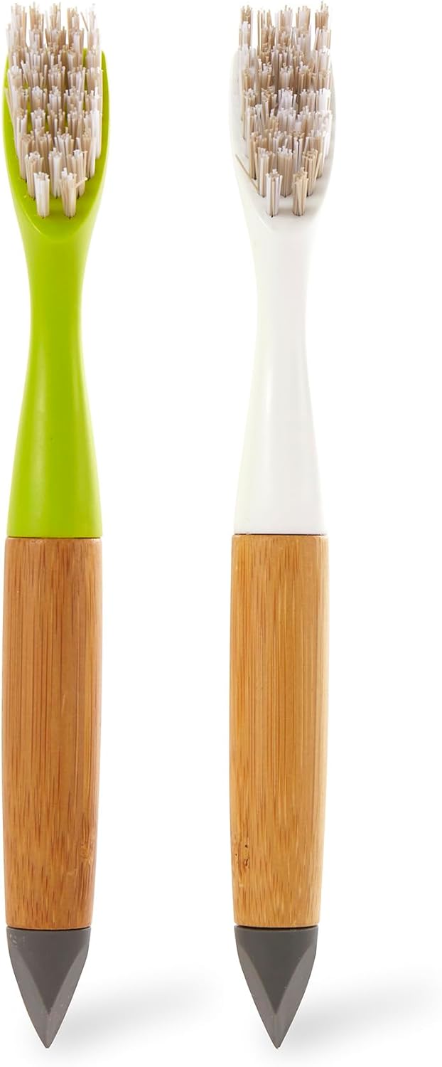 Full Circle Every-Crevice Detail Brush for Grout, White
